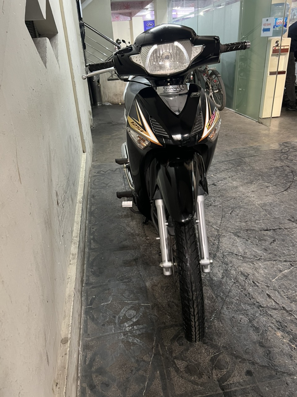 Honda future neo 125 bánh căm 2k09 bstp 7139  2banhvn